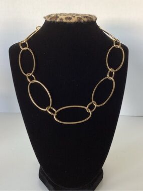 Etienne Aigner 18 Inch Choker Necklace Gold Tone Loop And Ring Stamped With Tag